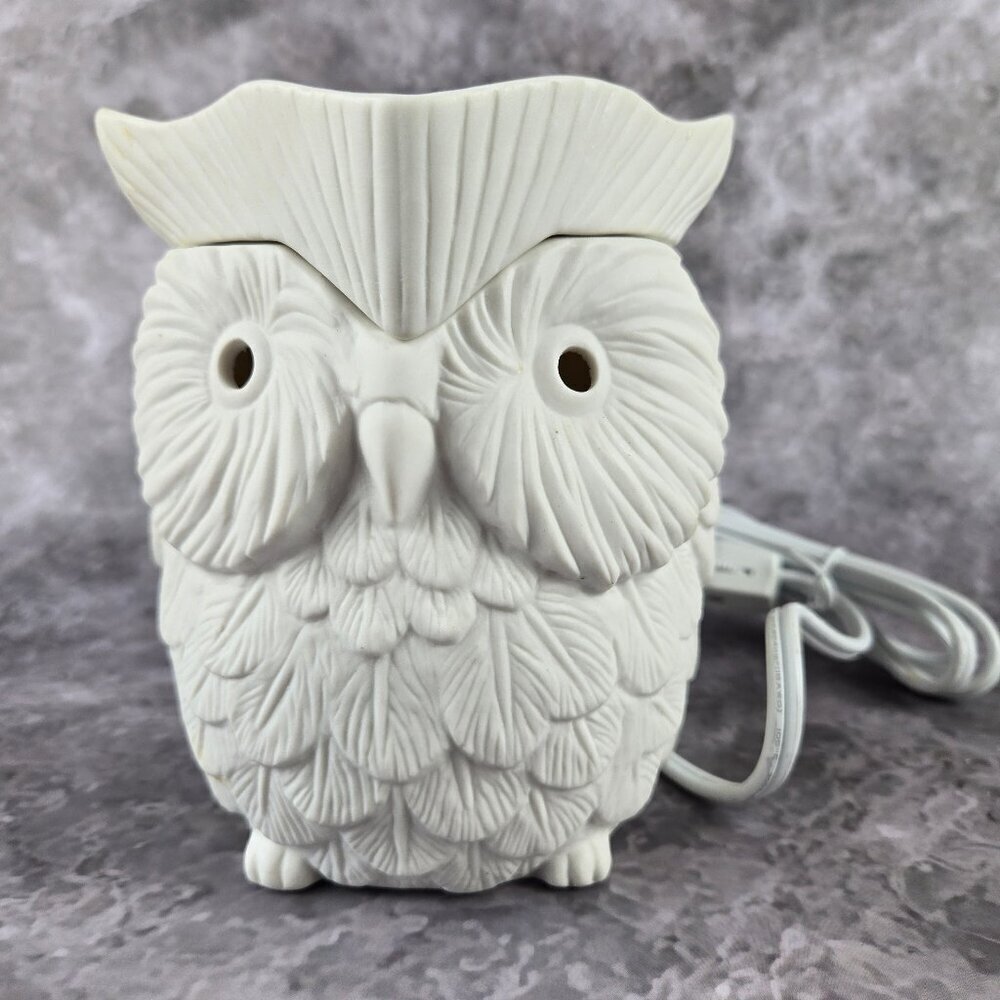 Scentsy Whoot White Flowing Owl Wax Warmer Full Size Electric WORKS Retired